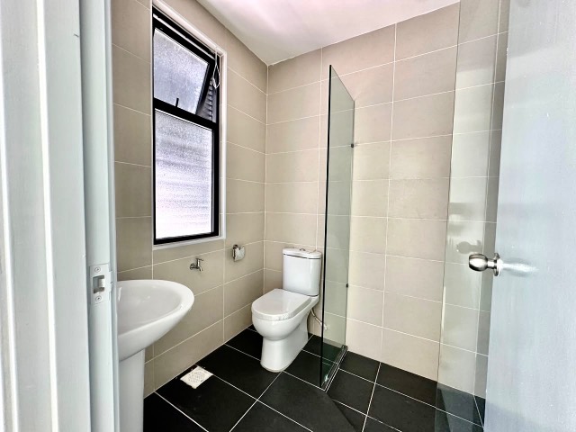 Mutiara Mas (Opal) - Three Storey Cluster / Private Lift in the Unit / Cheapest in the Market - Thumbnail 18