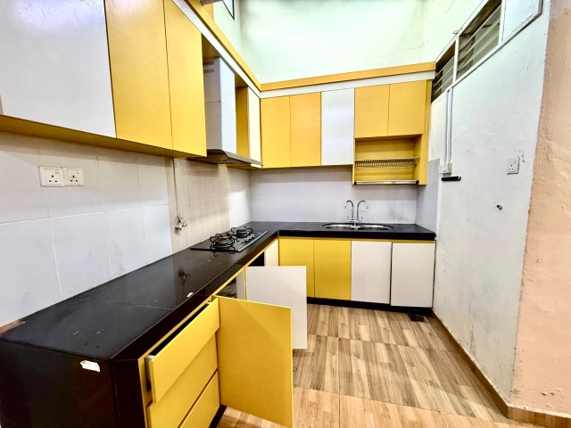 Tun Aminah - Single Storey Terrace / Renovated & Kitchen Extended / Unblock View - Thumbnail 7