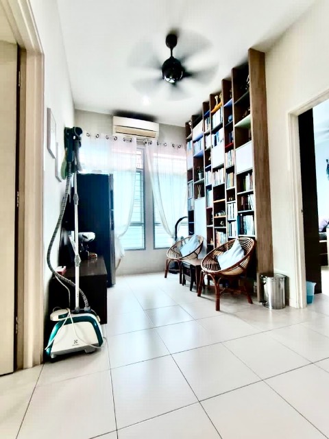 Bukit Indah (Avenue 8) - Double Storey Terrace / Fully Renovated & Extended / Move In Condition - Thumbnail 12