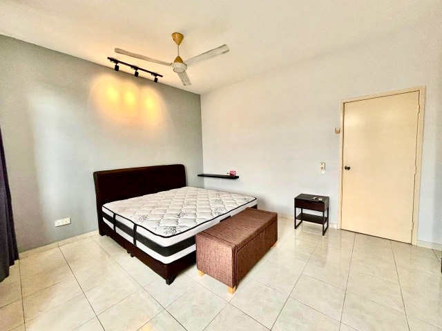 Setia Tropika (Licuala Garden) - Double Storey Terrace / Original Condition / Nearby Shops & Highway - Thumbnail 4