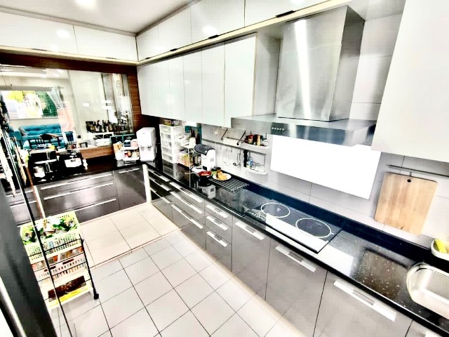 Bukit Indah (Avenue 8) - Double Storey Terrace / Fully Renovated & Extended / Move In Condition - Thumbnail 16