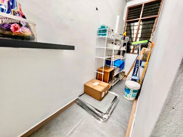 Taman Daya - Single Storey Terrace / Renovated with Kitchen Extension / Nearby Setia Indah & Mount Austin - Gambar kecil 11