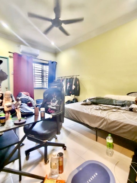 Nusa Jaya Mas - Three Storey Terrace / Rare Big Unit / Low Density only 10 Units - Thumbnail 3