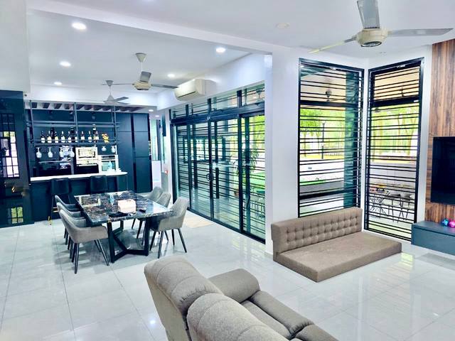 Eco Cascadia (Montana) - Double Storey Cluster Corner / Fully Renovated Unit  - Thumbnail 4