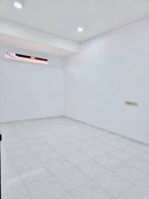 Taman Sri Tebrau - Single Storey Terrace / 15mins to CIQ / Perfect Investment Choice - Thumbnail 6