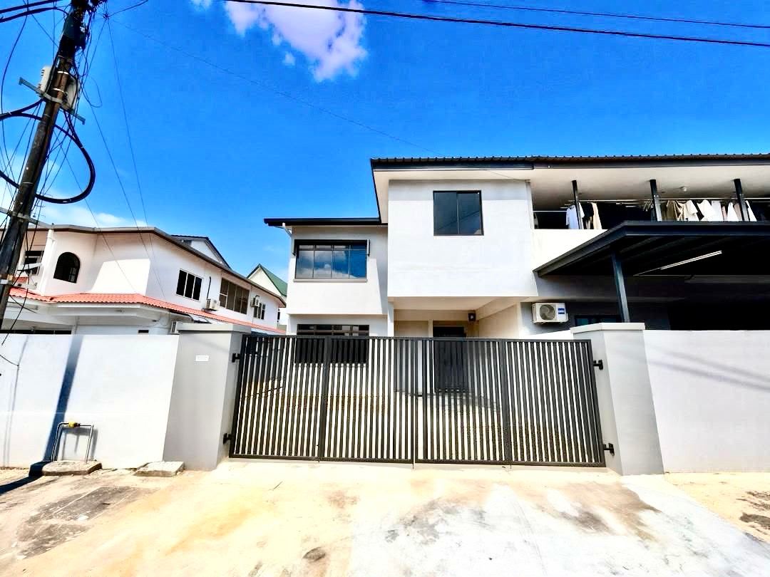 Taman Pelangi JB Town - Double Storey Semi Detached / Renovated & Well Maintained / 15 mins to CIQ - Photo 1