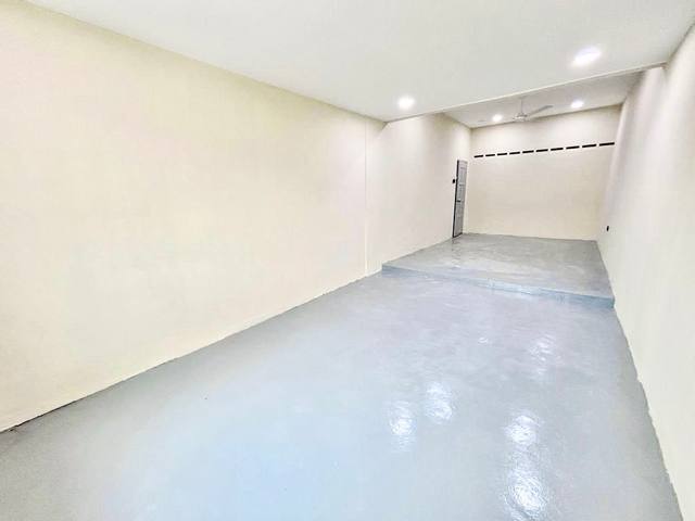 Taman Pelangi JB Town - Double Storey Semi Detached / Renovated & Well Maintained / 15 mins to CIQ - Thumbnail 13