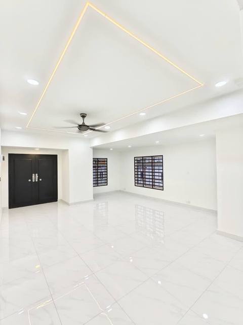 Johor Jaya - Single Storey Corner Lot / with 20ft Extra Land / Fully Renovate & Extend - Thumbnail 3