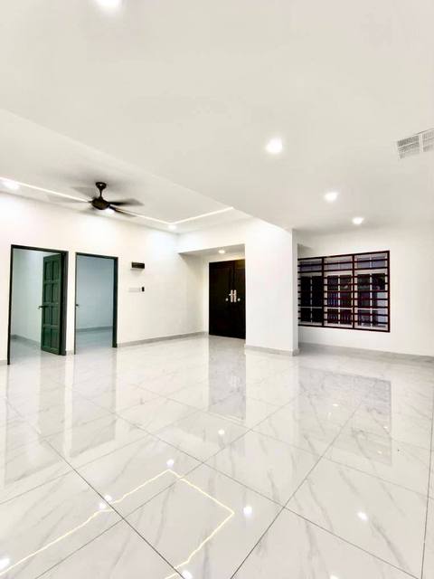 Johor Jaya - Single Storey Corner Lot / with 20ft Extra Land / Fully Renovate & Extend - Thumbnail 5