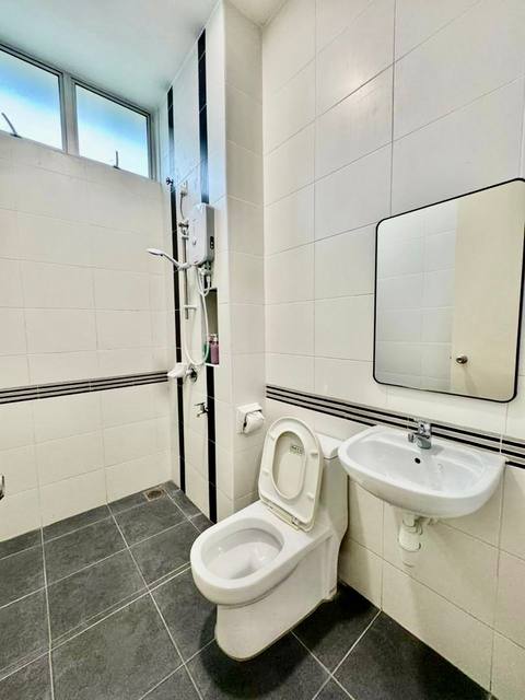 Setia Eco Cascadia (Foresta) - Three Storey Terrace / Renovated Unit / Gated & Guarded - Thumbnail 9