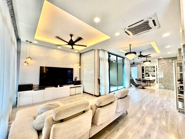 Setia Eco Cascadia - Double Storey Cluster End Lot / Nicely Renovated / Gated & Guarded - Thumbnail 5
