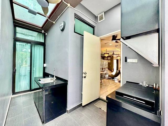 Setia Eco Cascadia - Double Storey Cluster End Lot / Nicely Renovated / Gated & Guarded - Thumbnail 13