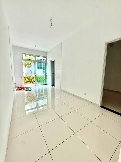Setia Eco Cascadia (Aurora) - Double Storey Terrace / Brand New Subsale / Original Unit - Thumbnail 10