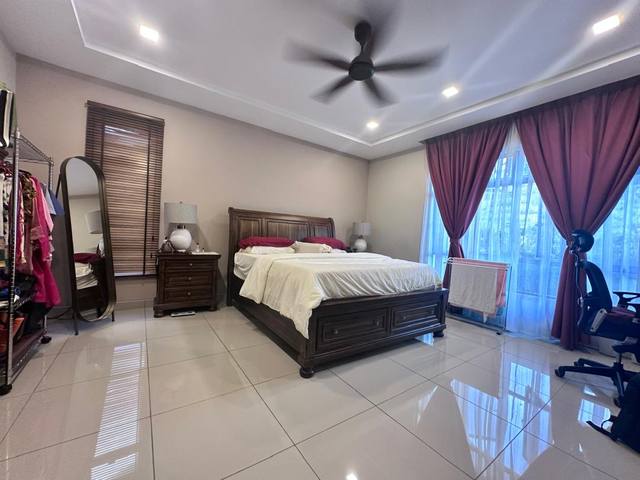 Mount Austin (Glenmarie) - Double Storey Cluster House / Renovated & Move In Condition  - Thumbnail 4