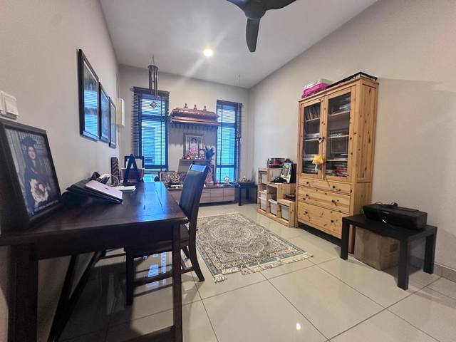 Mount Austin (Glenmarie) - Double Storey Cluster House / Renovated & Move In Condition  - Thumbnail 11