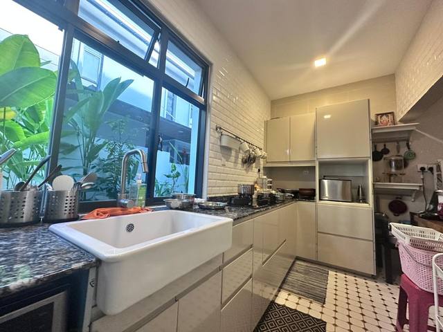 Mount Austin (Glenmarie) - Double Storey Cluster House / Renovated & Move In Condition  - Thumbnail 14