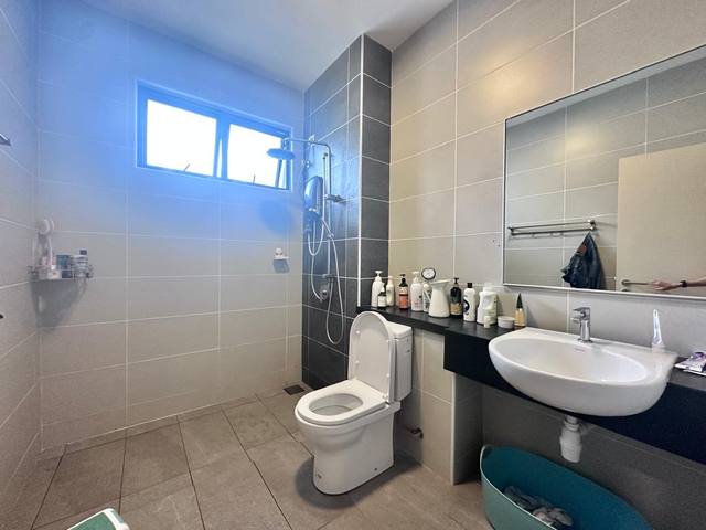 Mount Austin (Glenmarie) - Double Storey Cluster House / Renovated & Move In Condition  - Thumbnail 15