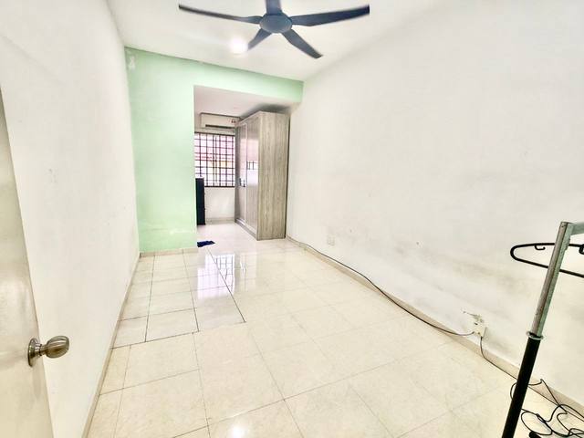 Nusa Indah - Double Storey Terrace / Basic Renovation - Thumbnail 5