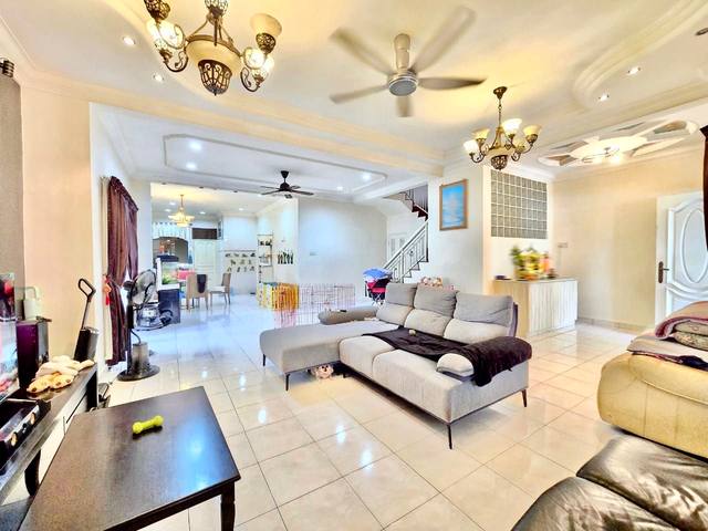 Taman Pelangi Indah - Double Storey Corner Lot / Rare Big Extra Land 