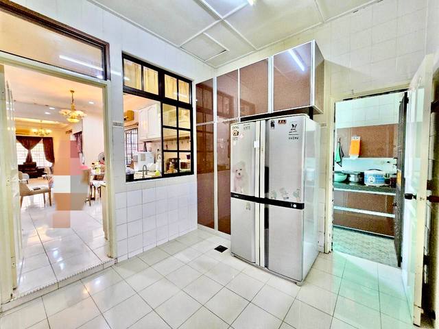 Taman Pelangi Indah - Double Storey Corner Lot / Rare Big Extra Land  - Thumbnail 11