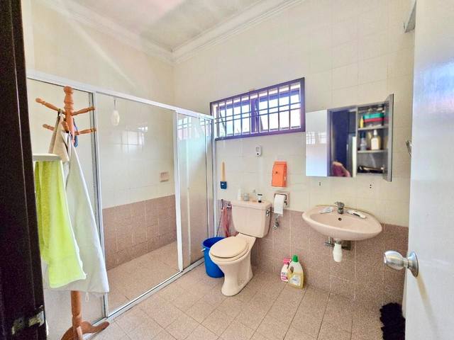 Taman Pelangi Indah - Double Storey Corner Lot / Rare Big Extra Land  - Thumbnail 15