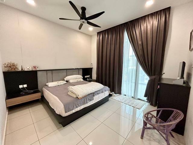 Austin Duta - Double Storey Terrace / Fully Designed & Renovated / Gated & Guarded - Thumbnail 5