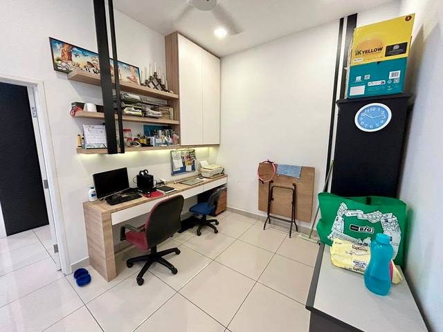 Austin Duta - Double Storey Terrace / Fully Designed & Renovated / Gated & Guarded - Thumbnail 8