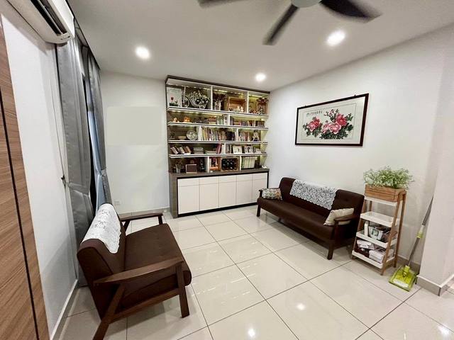 Austin Duta - Double Storey Terrace / Fully Designed & Renovated / Gated & Guarded - Thumbnail 12