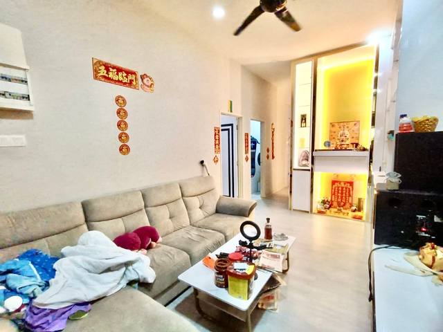 Mount Austin JP Perdana - Single Storey Terrace / Renovated in Good Condition / Unblock View - Thumbnail 2