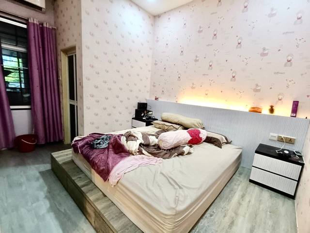 Mount Austin JP Perdana - Single Storey Terrace / Renovated in Good Condition / Unblock View - Thumbnail 3