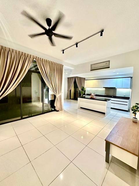 Medini Iskandar (Avira Garden) - Double Storey Terrace / End Lot with Extra Land / Gated & Guarded - Thumbnail 5