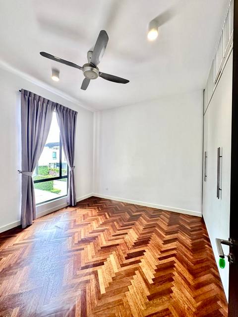 Medini Iskandar (Avira Garden) - Double Storey Terrace / End Lot with Extra Land / Gated & Guarded - Thumbnail 9