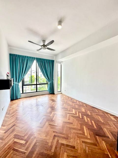 Medini Iskandar (Avira Garden) - Double Storey Terrace / End Lot with Extra Land / Gated & Guarded - Thumbnail 11