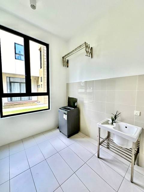 Medini Iskandar (Avira Garden) - Double Storey Terrace / End Lot with Extra Land / Gated & Guarded - Thumbnail 15