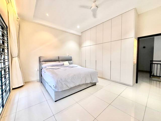 Desa Tebrau (Clarinet) - Double Storey Terrace End Lot / Fully Renovated / Partial Furnished - Thumbnail 5