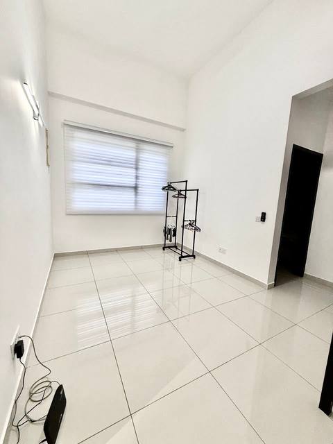 Desa Tebrau (Clarinet) - Double Storey Terrace End Lot / Fully Renovated / Partial Furnished - Thumbnail 11