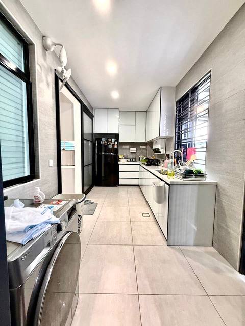 Desa Tebrau (Clarinet) - Double Storey Terrace End Lot / Fully Renovated / Partial Furnished - Thumbnail 16