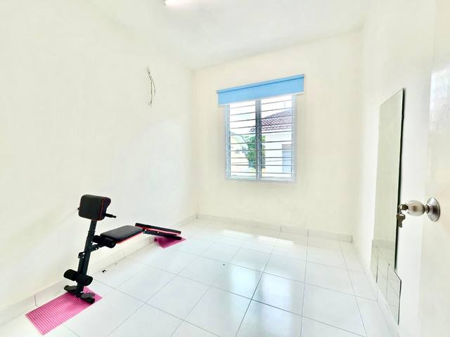 Mount Austin (Cube 166) - Double Storey Terrace / Fully Extended Unit / Gated & Guarded - Thumbnail 5