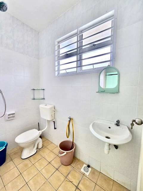 Mount Austin (Cube 166) - Double Storey Terrace / Fully Extended Unit / Gated & Guarded - Thumbnail 11