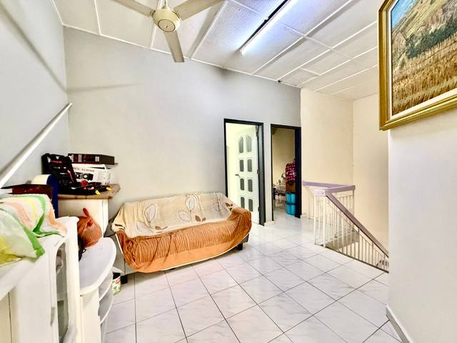 Desa Cemerlang - Double Storey Terrace / Renovated & Extended / Gated & Guarded - Thumbnail 8