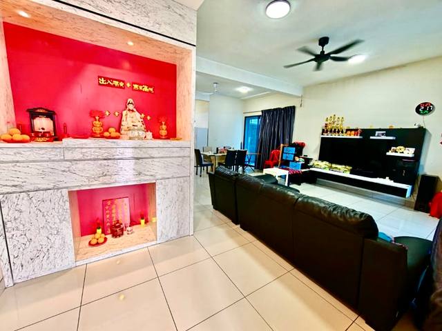 Mount Austin (Glenmarie) - Double Storey End Lot / Extra 10ft Land / Extended Unit - Thumbnail 2