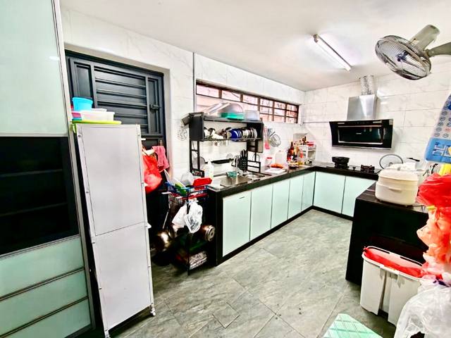 Mount Austin (Glenmarie) - Double Storey End Lot / Extra 10ft Land / Extended Unit - Thumbnail 15