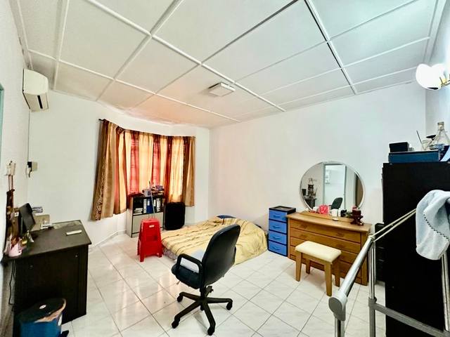 Permas Jaya - Double Storey Terrace / Basic Renovation with Kitchen Extended - Thumbnail 5