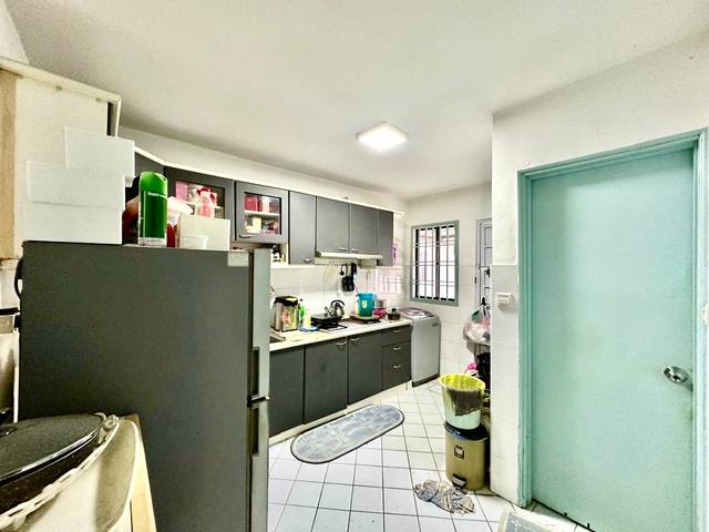 Permas Jaya - Double Storey Terrace / Basic Renovation with Kitchen Extended - Thumbnail 9