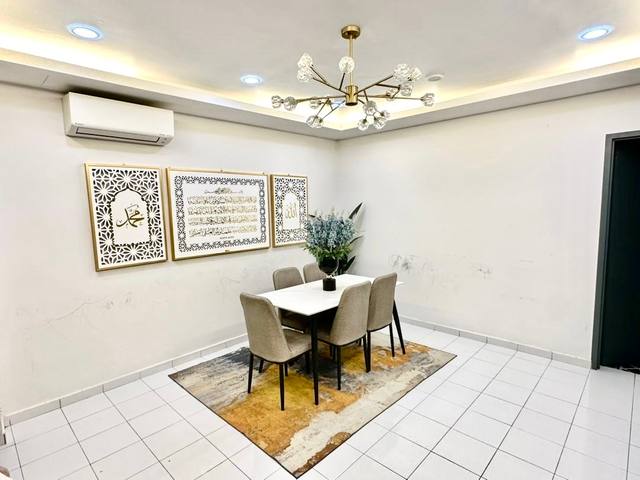 Nusa Sentral - Double Storey Terrace / Renovated Unit / Good Condition - Thumbnail 8
