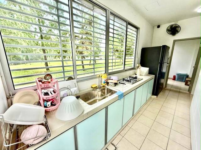 Horizon Hills (The Greens) - Double Storey Superlink / Corner Lot with Extra Land / Renovated & Furnished - Thumbnail 10