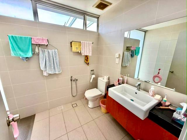 Horizon Hills (The Greens) - Double Storey Superlink / Corner Lot with Extra Land / Renovated & Furnished - Thumbnail 11