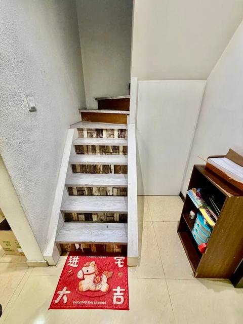 Taman Molek - 1.5 Storey Terrace / Renovated & Kitchen Extended / Well Condition - Thumbnail 8