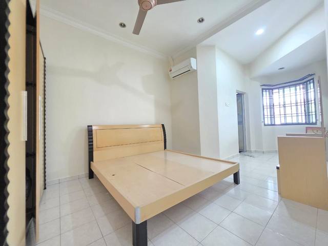 Nusa Jaya Mas - Single Storey Terrace / Fully Renovated / Good Condition - Thumbnail 2