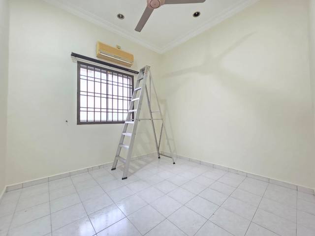 Nusa Jaya Mas - Single Storey Terrace / Fully Renovated / Good Condition - Thumbnail 4